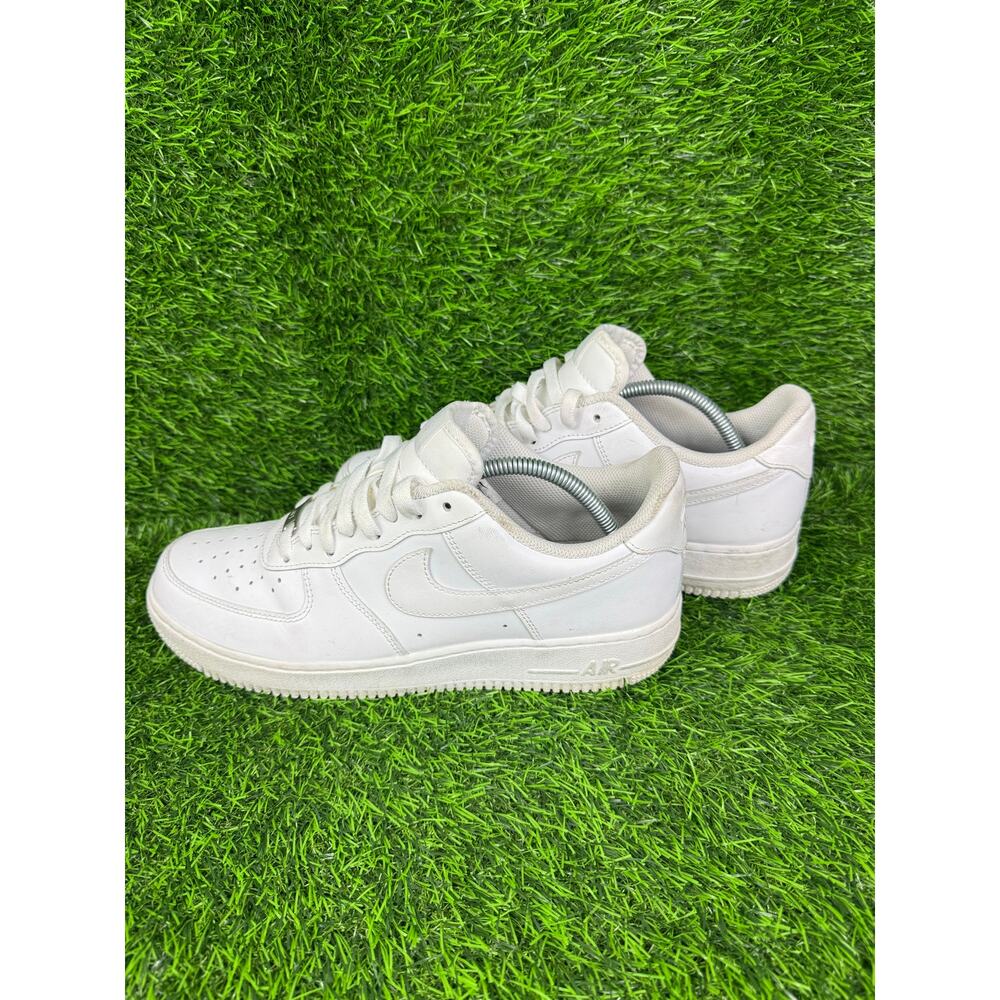 Nike Air Force 1 Low '07 Men's 9.5 Triple White AF1 Leather Sneaker 315122-111 - Picture 2 of 7